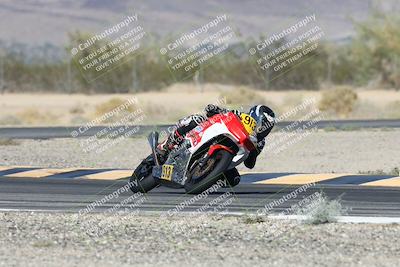 media/Oct-30-2025-Racers Edge (Thu) [[dabbdaf680]]/3-B Group/Session 5 (Turn 6)/